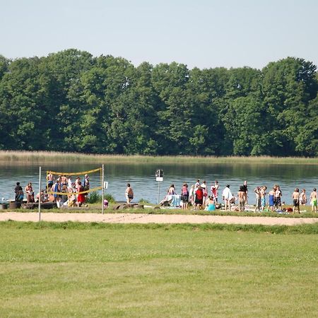 Gut Gnewikow Hotell Neuruppin Exteriör bild