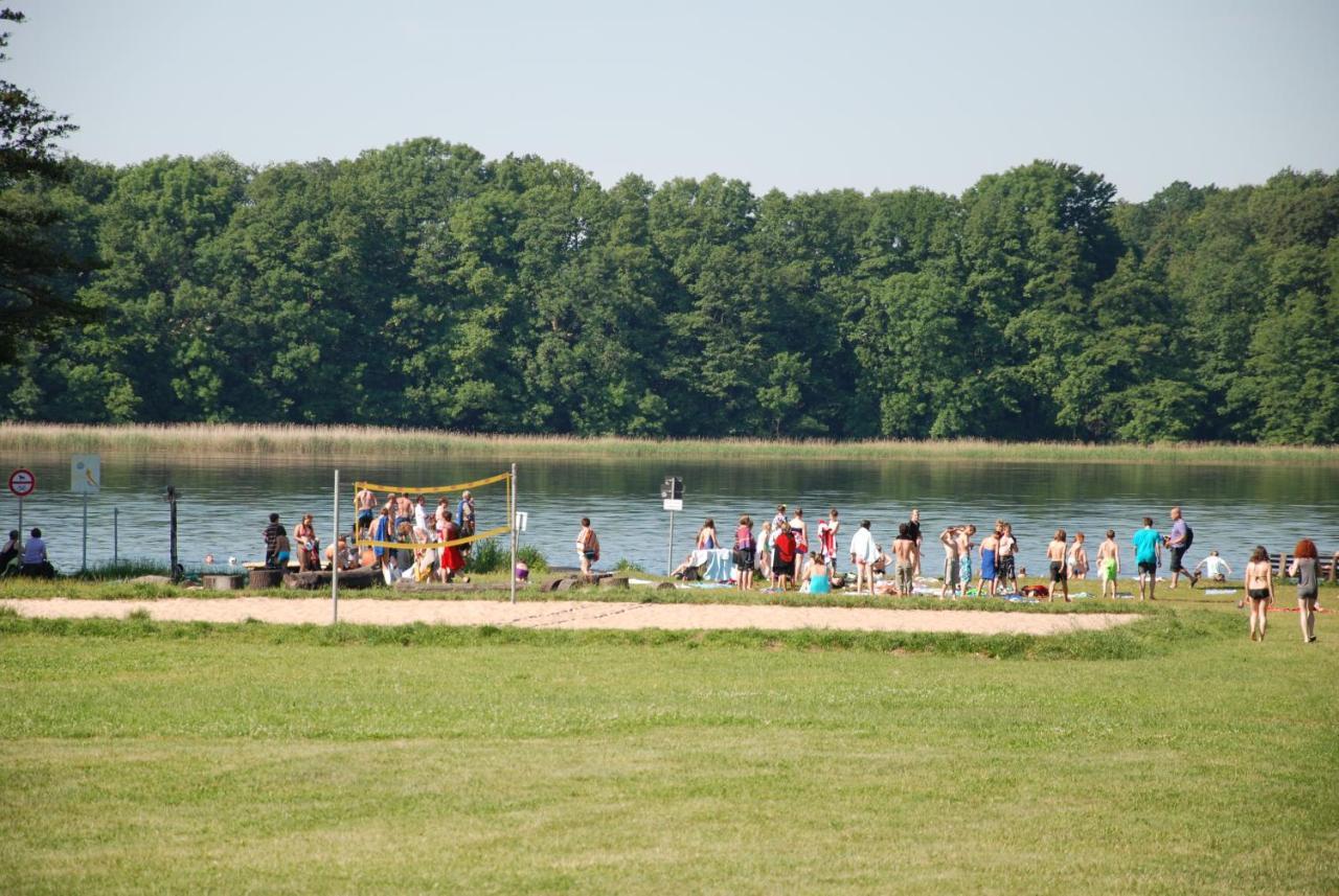 Gut Gnewikow Hotell Neuruppin Exteriör bild